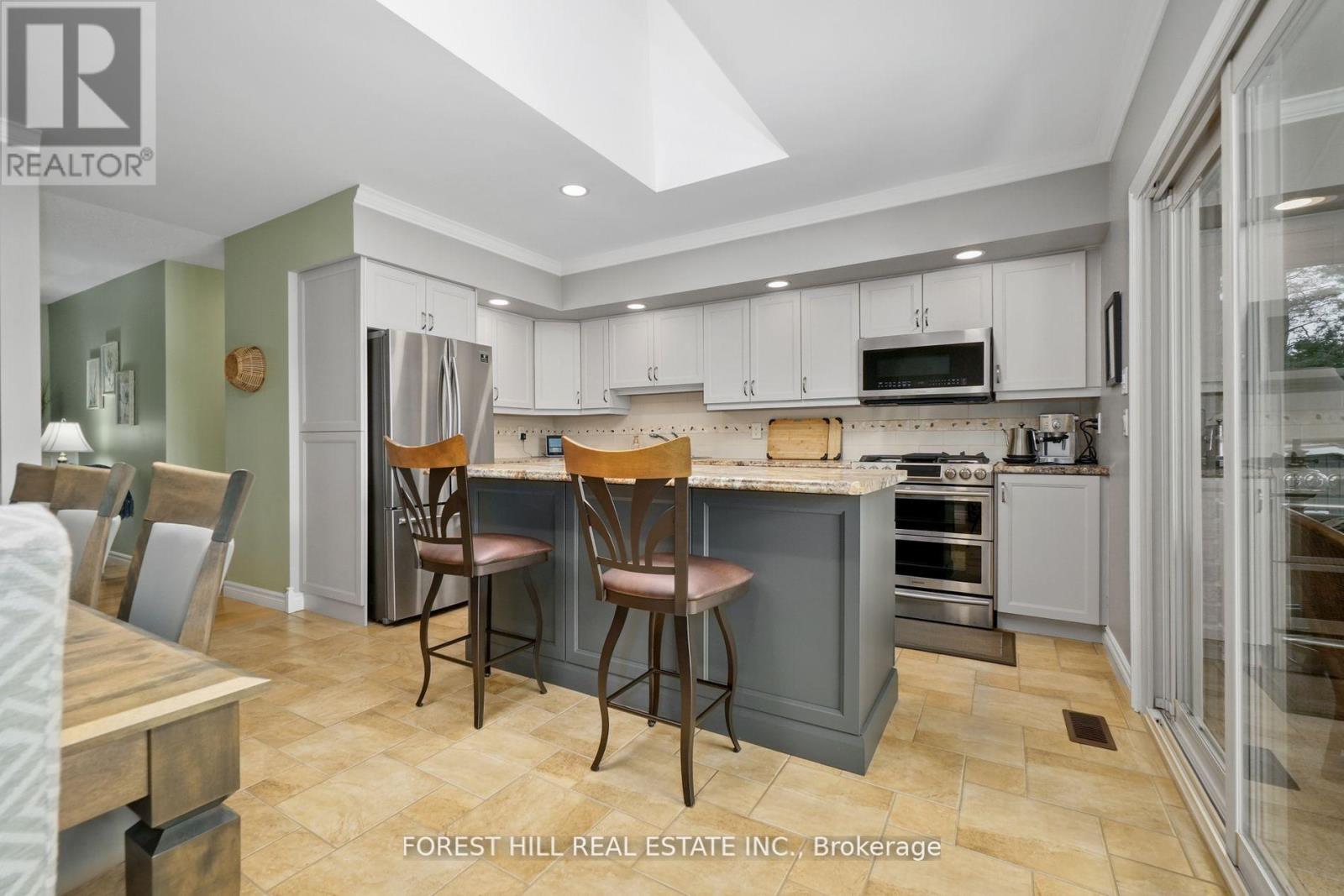 360 Fife Avenue, Selwyn, Ontario  K9J 0C6 - Photo 14 - X12277548