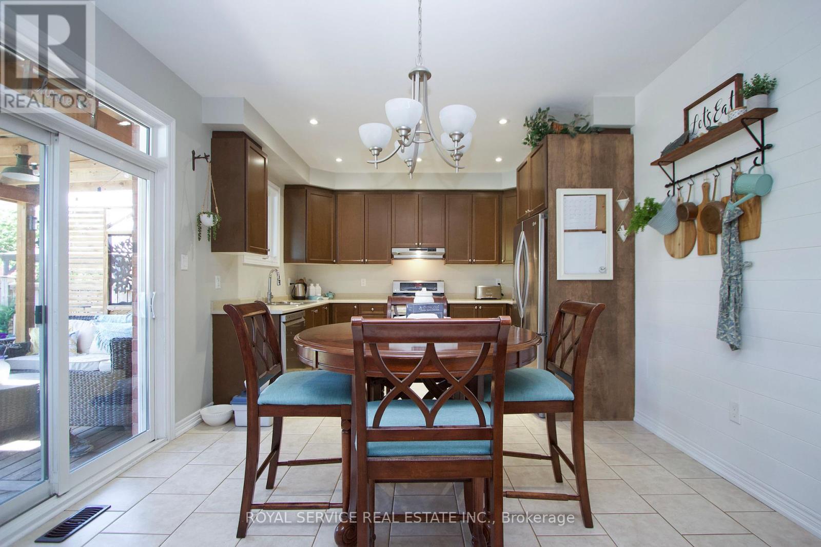 15 Thomas Woodlock Street, Clarington (Newcastle), Ontario  L1B 0C7 - Photo 12 - E12278334