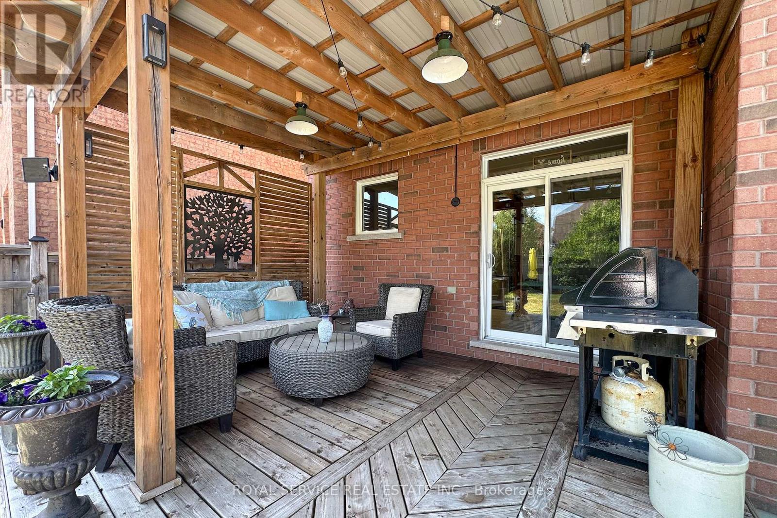 15 Thomas Woodlock Street, Clarington (Newcastle), Ontario  L1B 0C7 - Photo 32 - E12278334