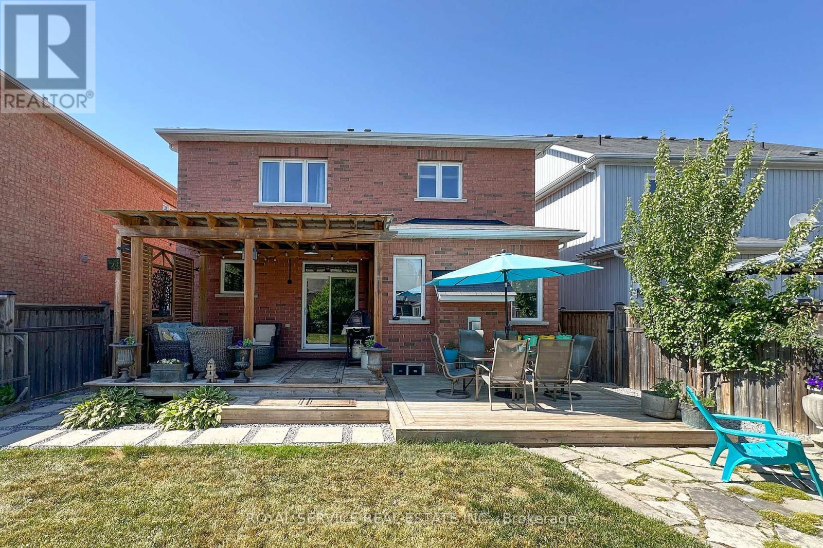 15 Thomas Woodlock Street, Clarington (Newcastle), Ontario  L1B 0C7 - Photo 34 - E12278334