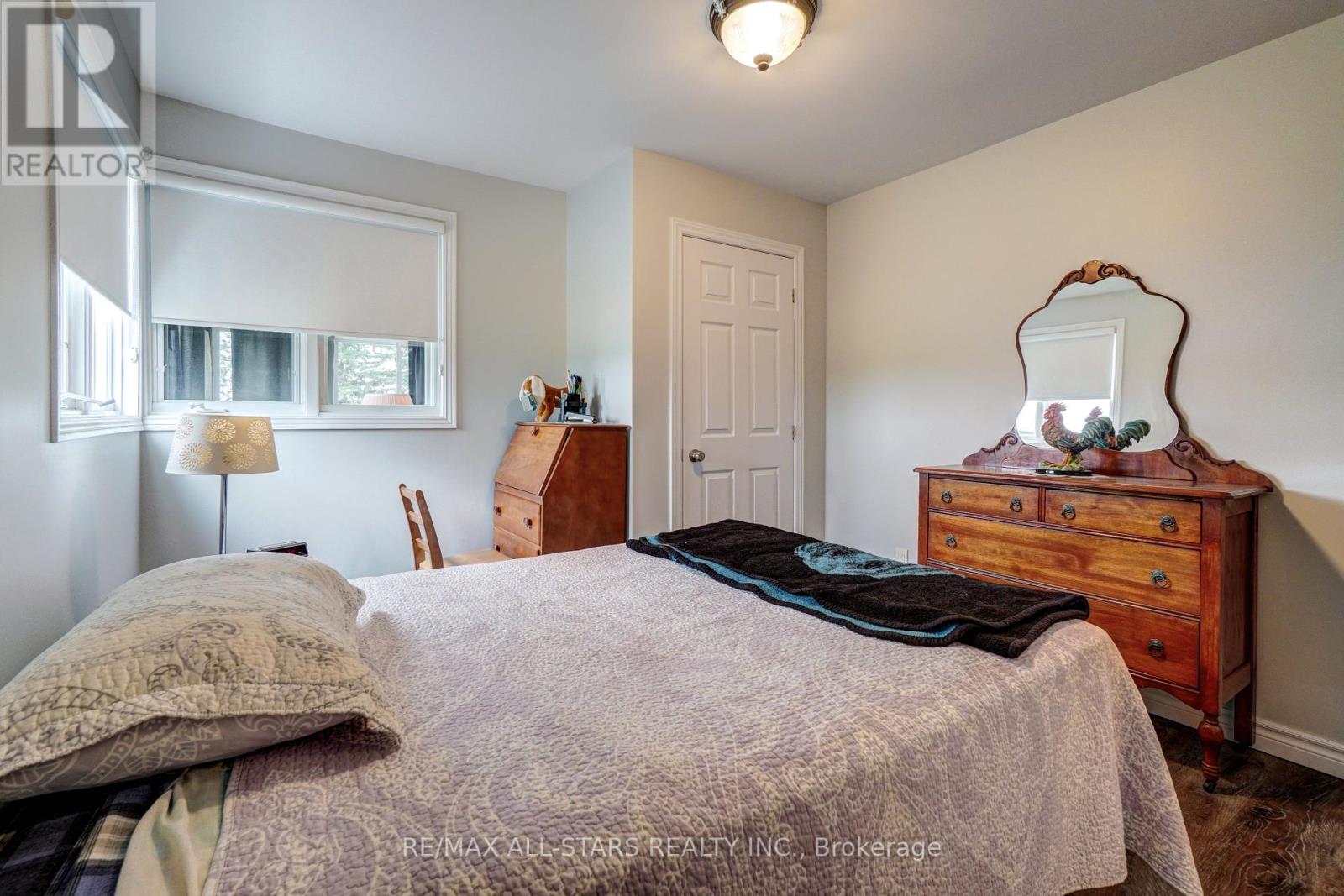 58 Ridgewood Road, Kawartha Lakes (Lindsay), Ontario  K9V 4R2 - Photo 15 - X12278387