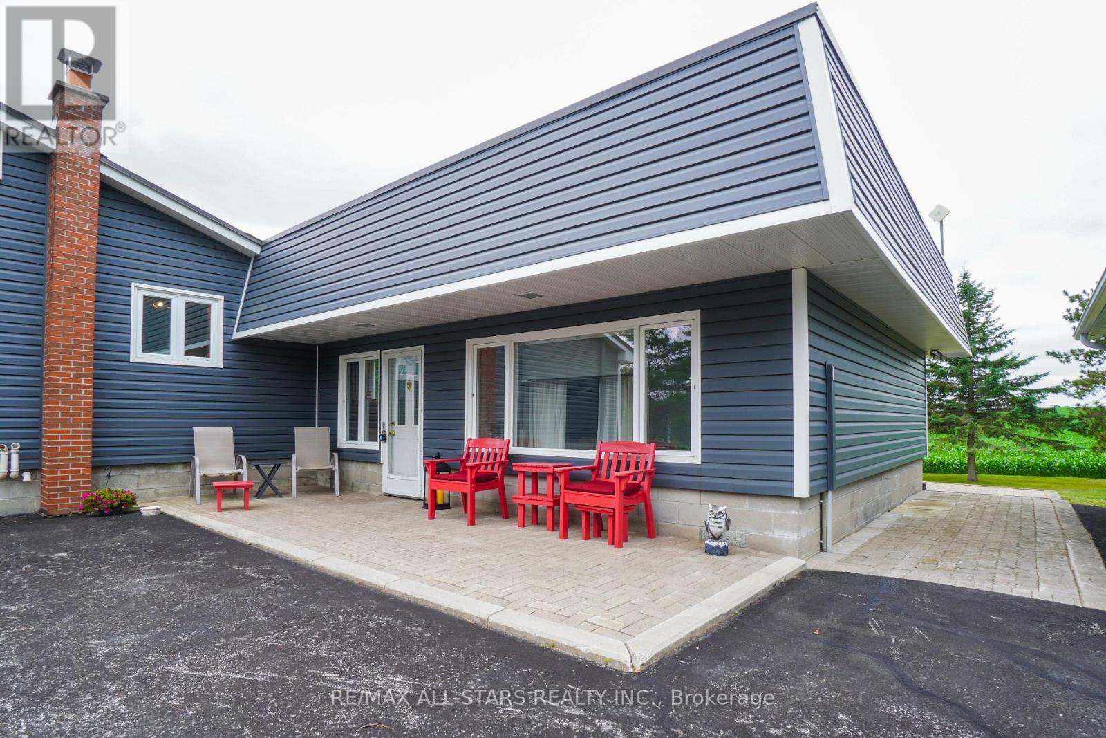 58 Ridgewood Road, Kawartha Lakes (Lindsay), Ontario  K9V 4R2 - Photo 18 - X12278387
