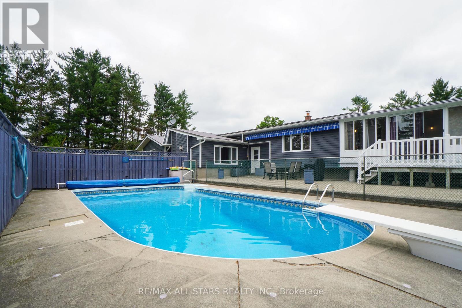 58 Ridgewood Road, Kawartha Lakes (Lindsay), Ontario  K9V 4R2 - Photo 24 - X12278387