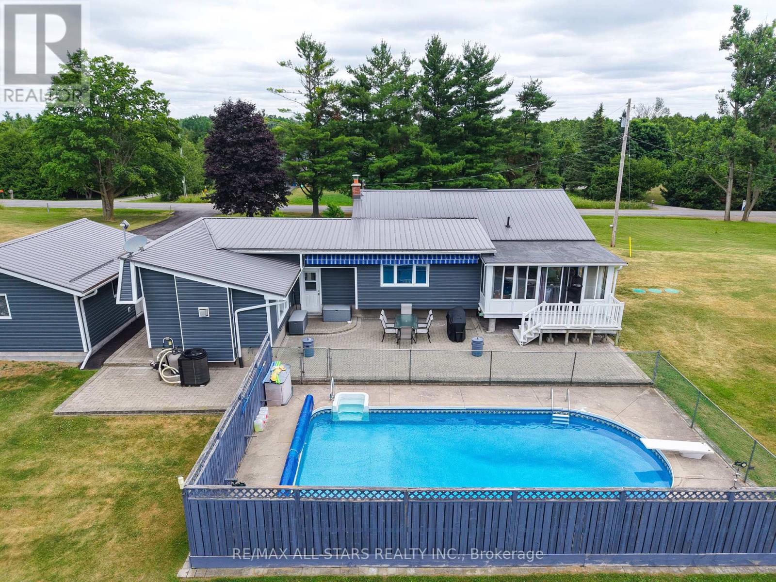 58 Ridgewood Road, Kawartha Lakes (Lindsay), Ontario  K9V 4R2 - Photo 25 - X12278387