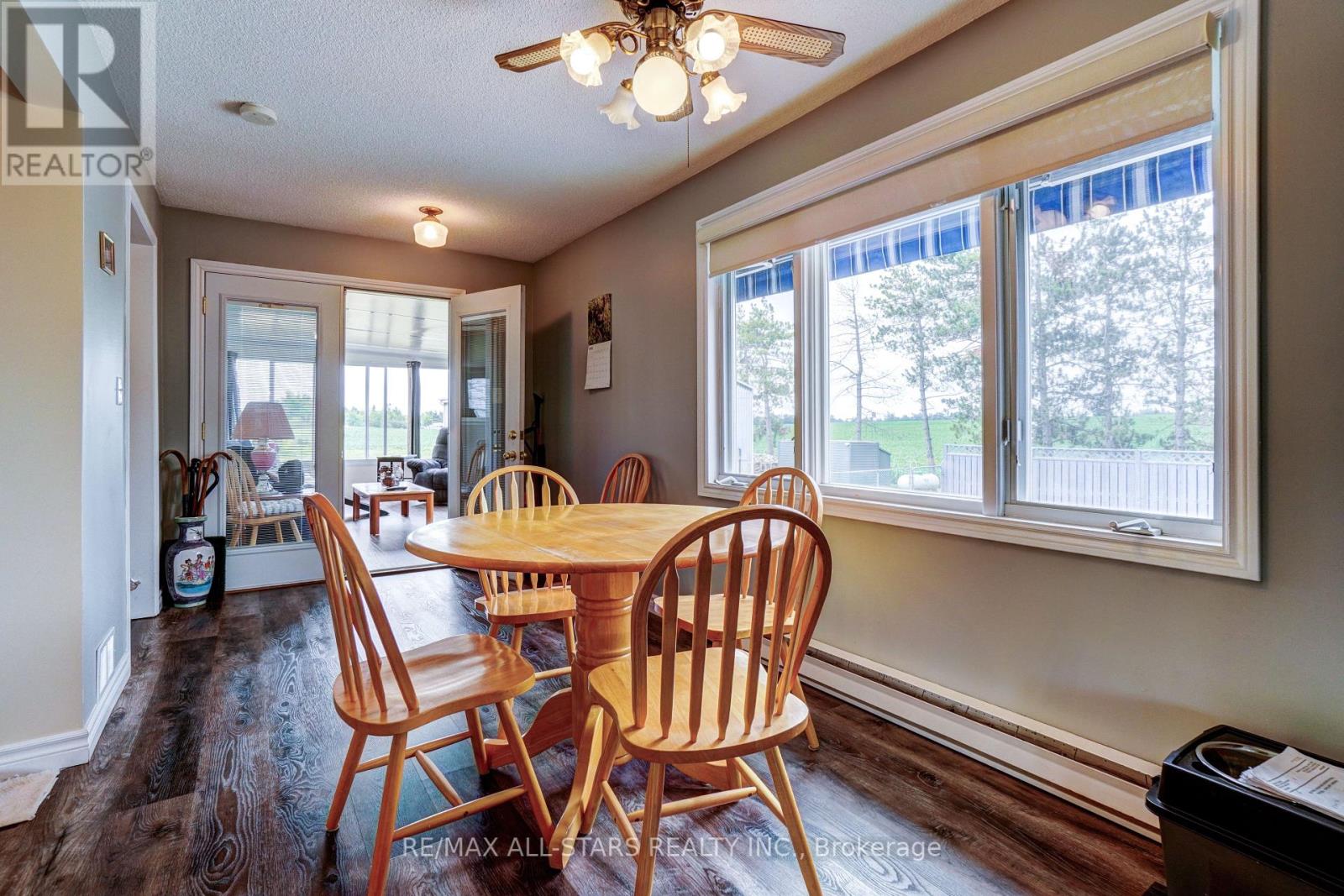58 Ridgewood Road, Kawartha Lakes (Lindsay), Ontario  K9V 4R2 - Photo 9 - X12278387