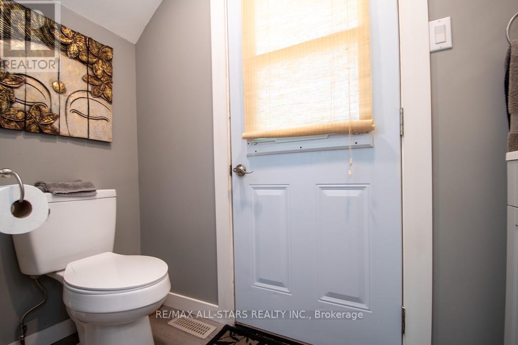805 Highway 36 Highway, Kawartha Lakes (Ops), Ontario  K9V 4R6 - Photo 22 - X12278410