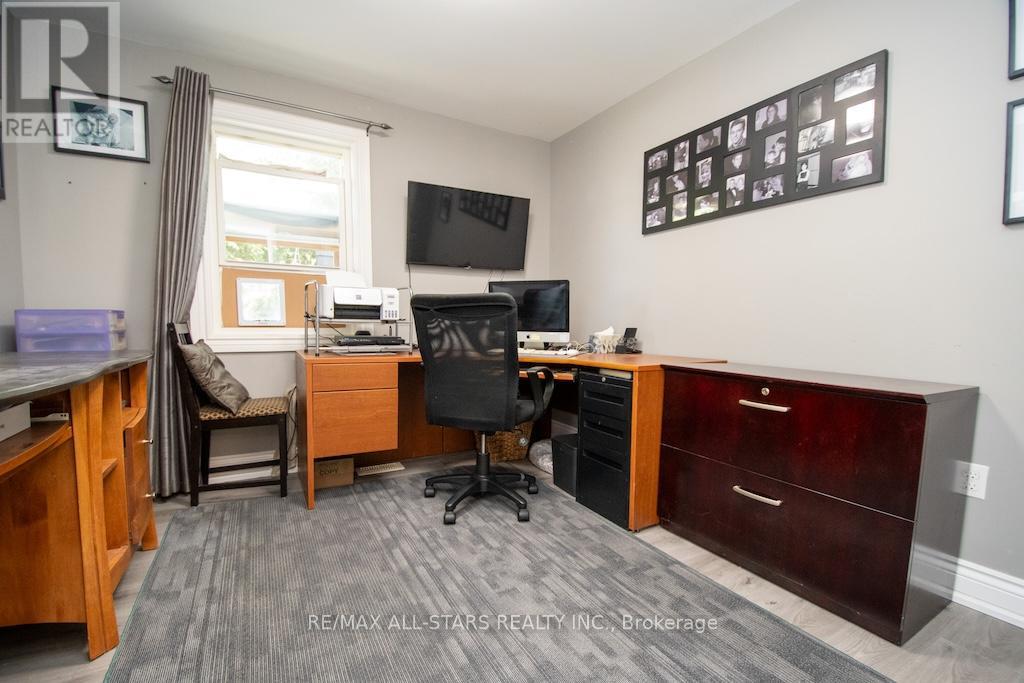 805 Highway 36 Highway, Kawartha Lakes (Ops), Ontario  K9V 4R6 - Photo 23 - X12278410