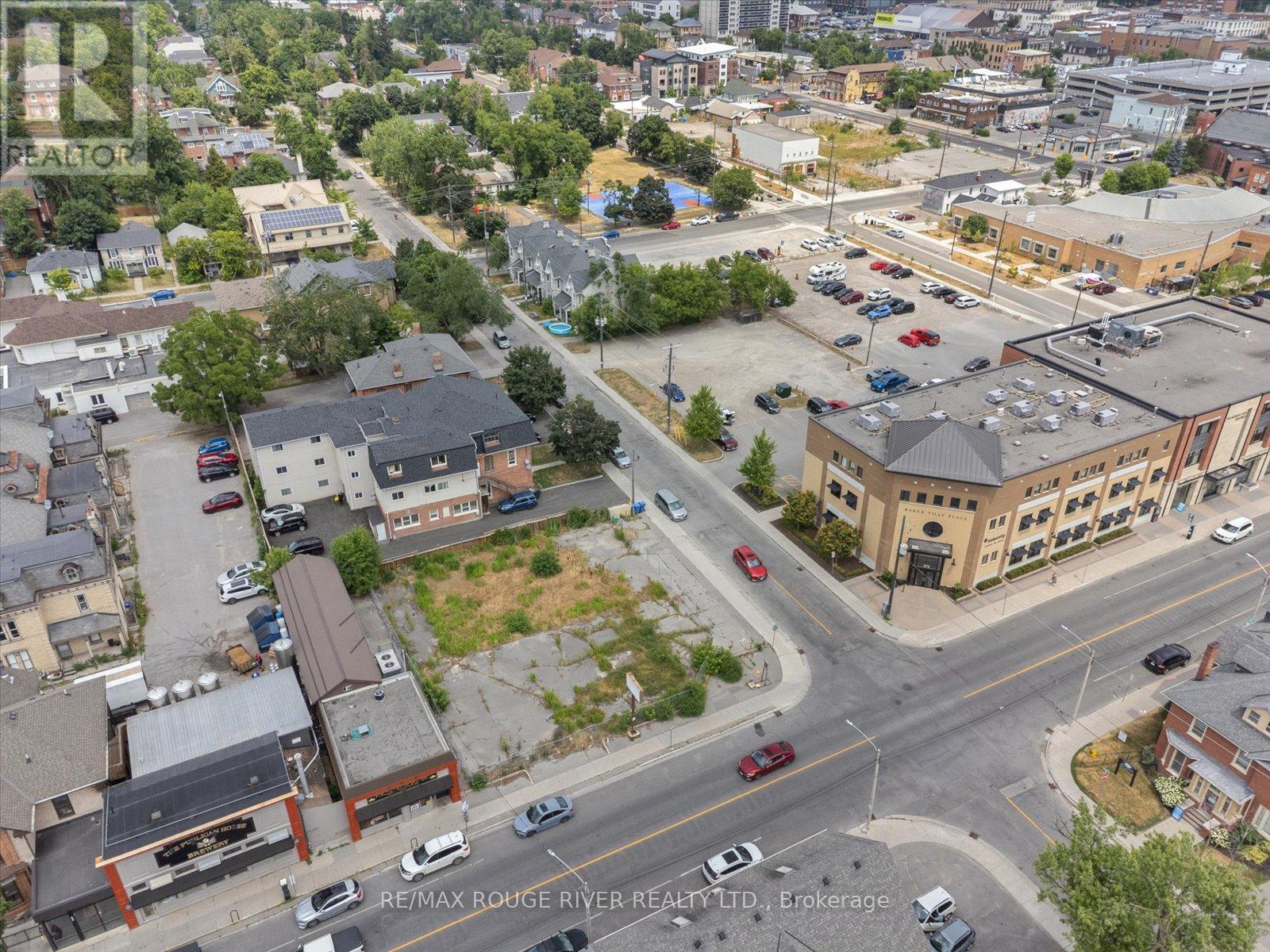 288 Charlotte Street, Peterborough Central (North), Ontario  K9J 2V5 - Photo 2 - X12278465