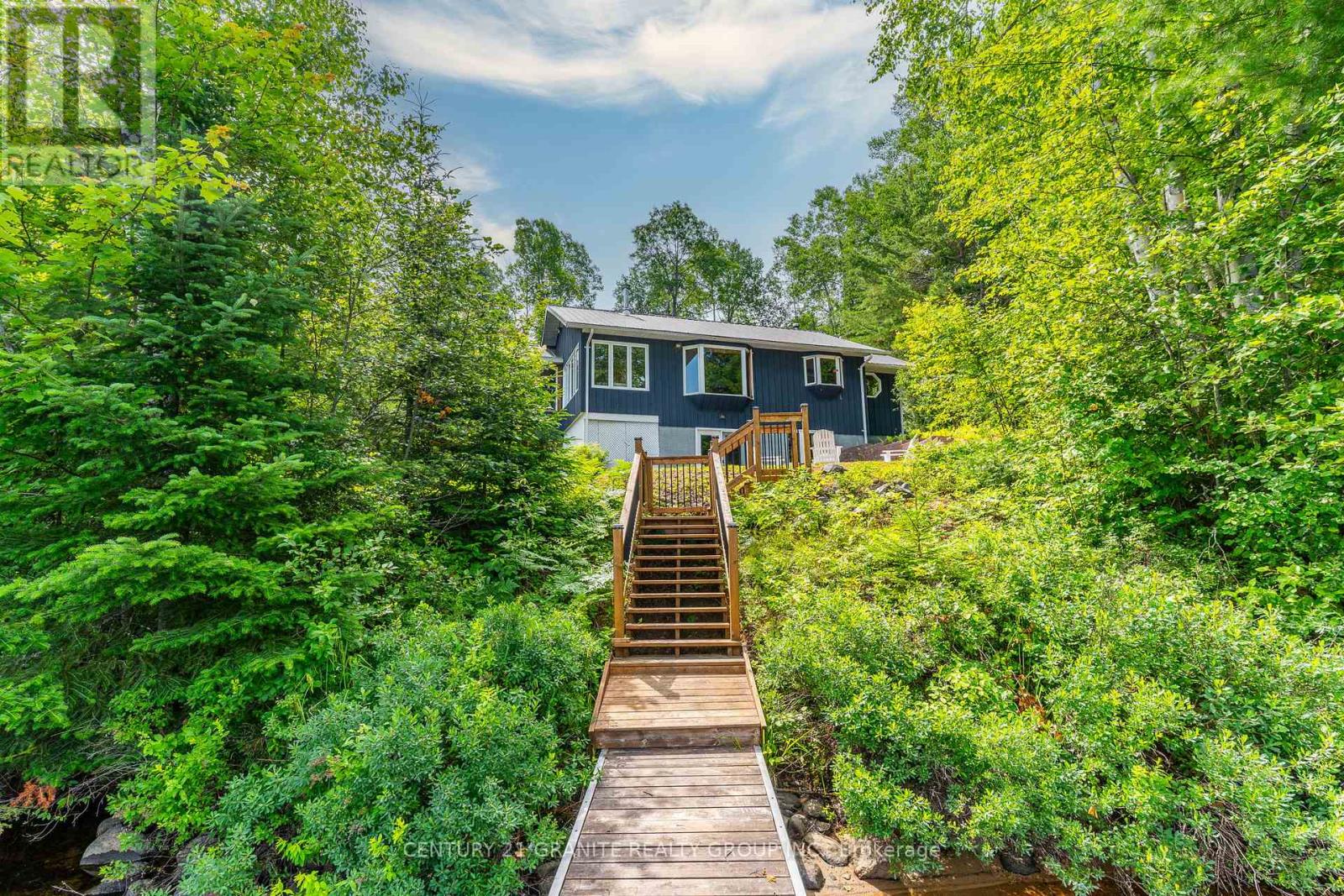 928 Lake St Peter Road, Hastings Highlands (Mcclure Ward), Ontario  K0L 2K0 - Photo 42 - X12278722