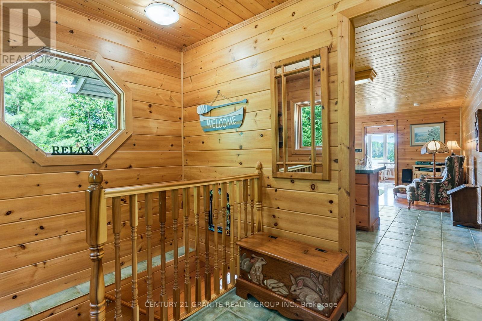 928 Lake St Peter Road, Hastings Highlands (Mcclure Ward), Ontario  K0L 2K0 - Photo 6 - X12278722