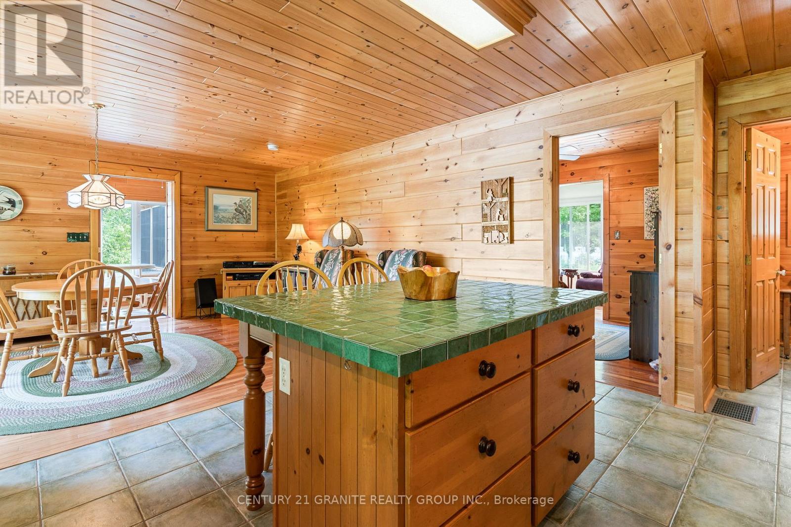 928 Lake St Peter Road, Hastings Highlands (Mcclure Ward), Ontario  K0L 2K0 - Photo 9 - X12278722