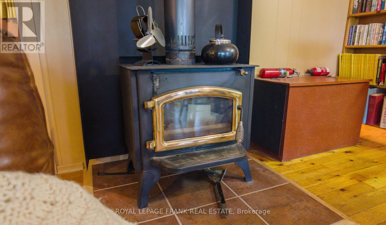 2160 E Hartsmere Road, Addington Highlands (Addington Highlands), Ontario  K0L 2M0 - Photo 18 - X12278884