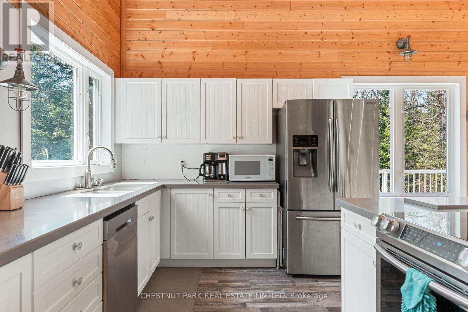 1038 Stonehenge Lane, Highlands East (Cardiff Ward), Ontario  K0L 1M0 - Photo 11 - X12278779
