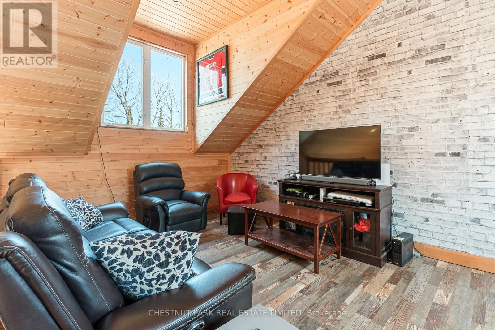 1038 Stonehenge Lane, Highlands East (Cardiff Ward), Ontario  K0L 1M0 - Photo 20 - X12278779