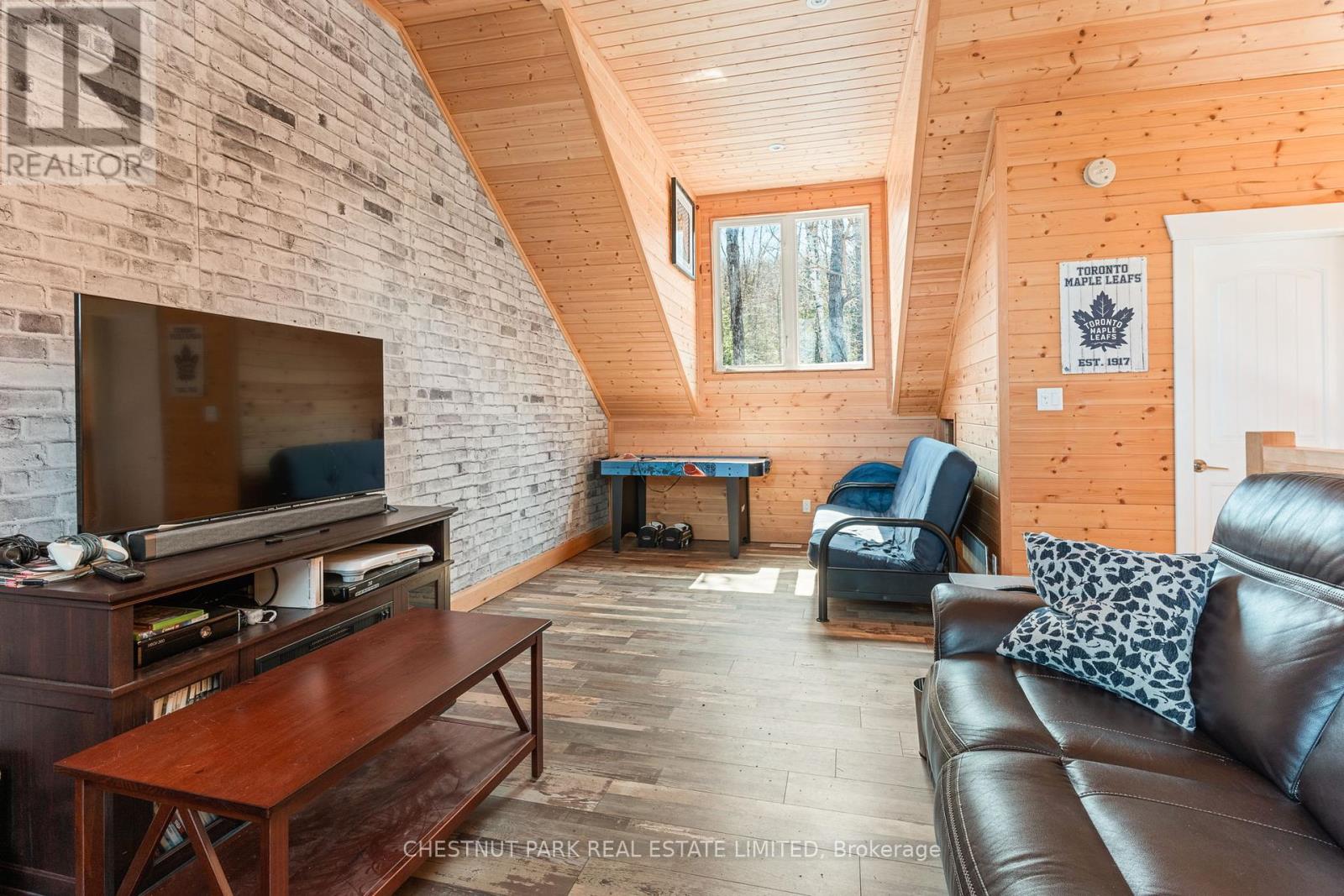 1038 Stonehenge Lane, Highlands East (Cardiff Ward), Ontario  K0L 1M0 - Photo 21 - X12278779