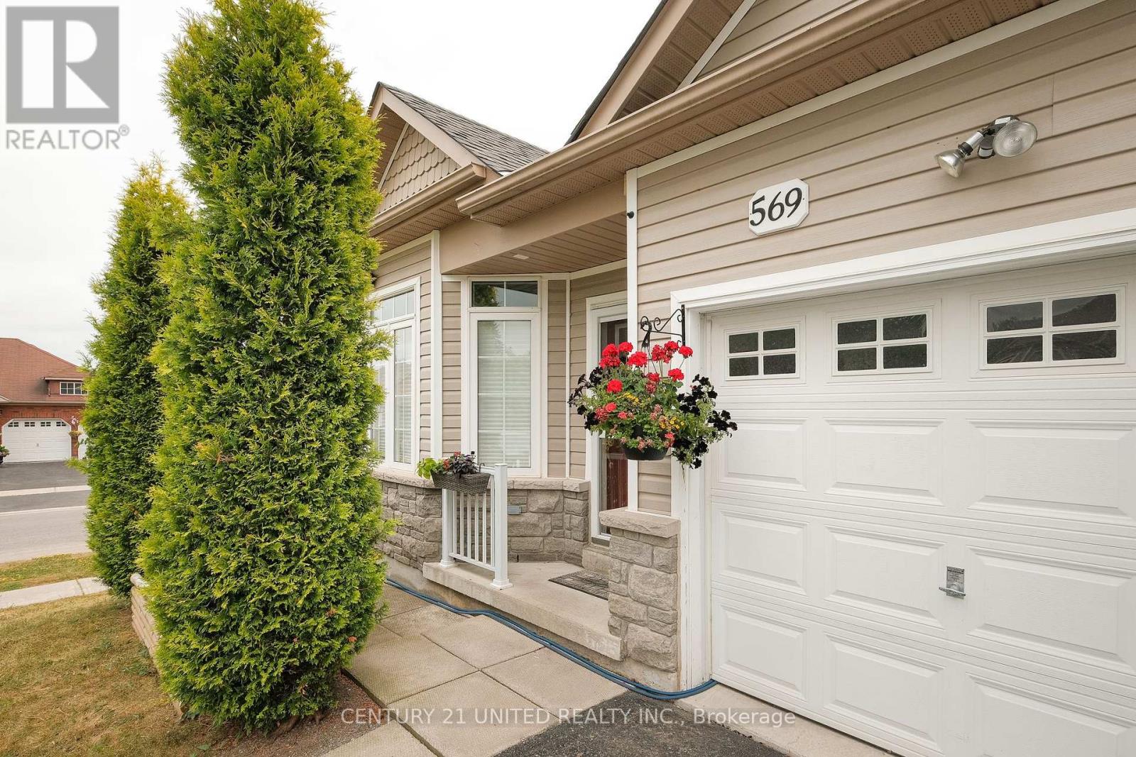 569 Garbutt Terrace, Peterborough North (South), Ontario  K9H 7S9 - Photo 1 - X12279055