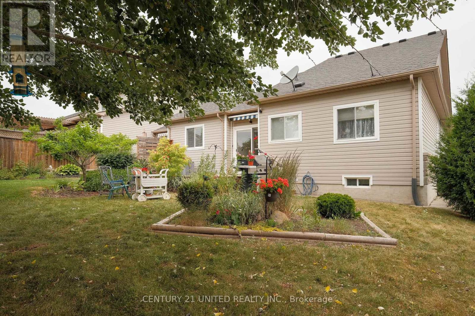 569 Garbutt Terrace, Peterborough North (South), Ontario  K9H 7S9 - Photo 34 - X12279055