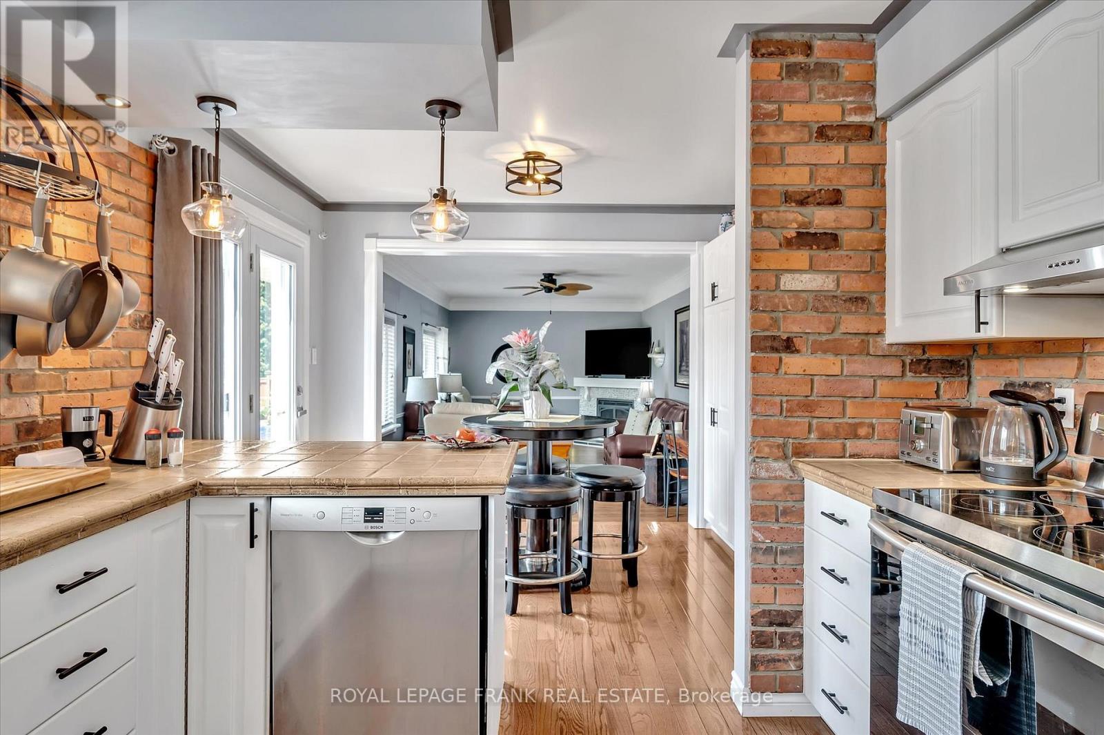 229 Lonsberry Lane, Douro-Dummer, Ontario  K0L 3A0 - Photo 16 - X12279590