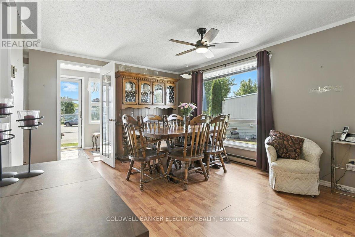 18 Loyalist Court, Clarington (Newcastle), Ontario  L1B 1A8 - Photo 10 - E12279816
