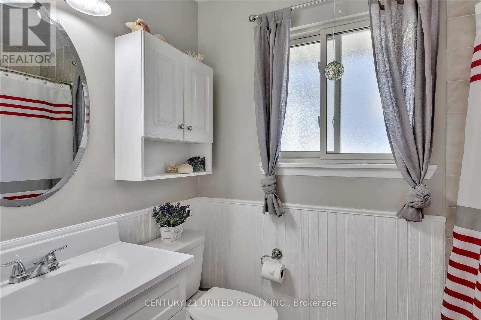 541 Crystal Drive, Peterborough South (East), Ontario  K9J 8H7 - Photo 17 - X12279695