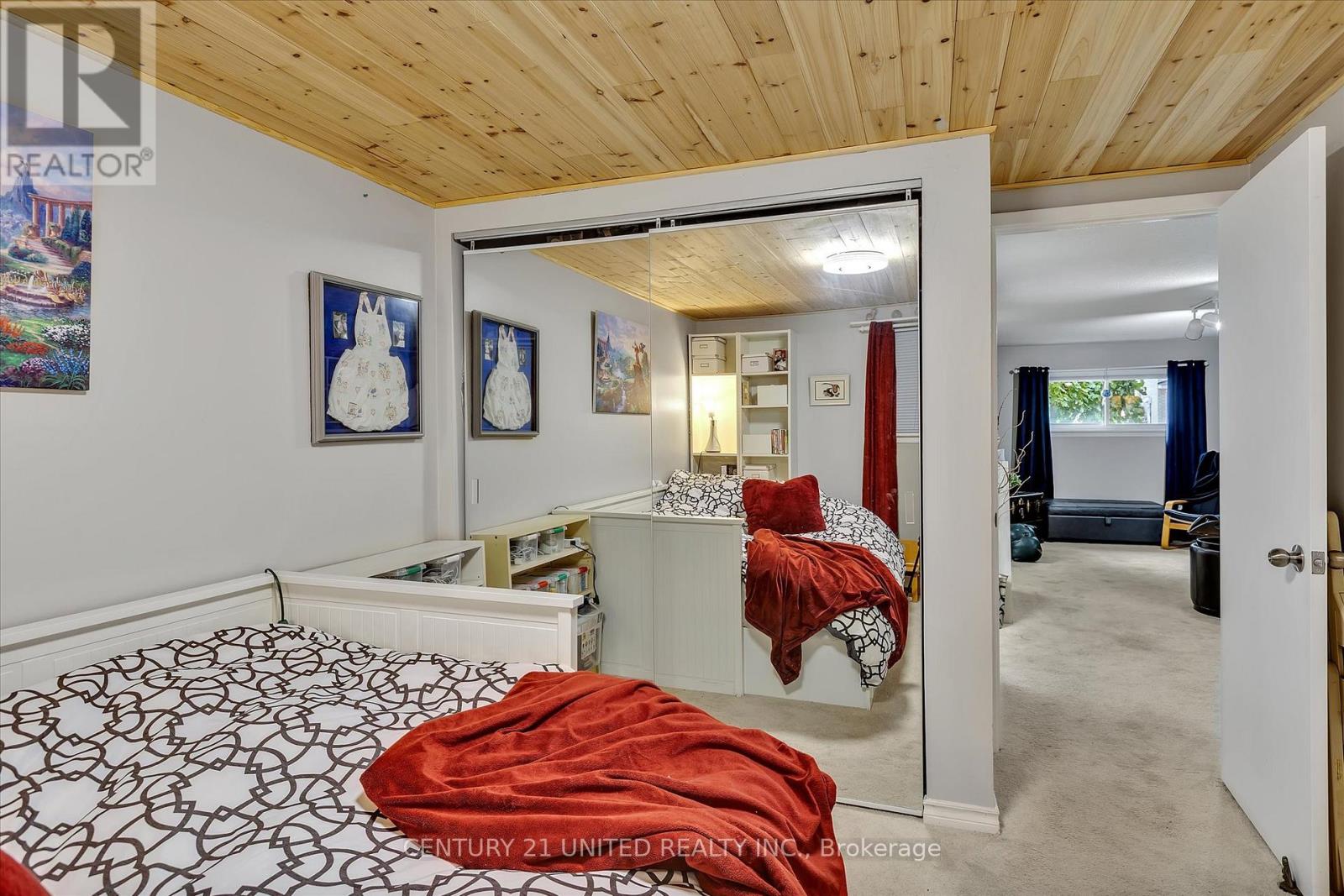 541 Crystal Drive, Peterborough South (East), Ontario  K9J 8H7 - Photo 25 - X12279695