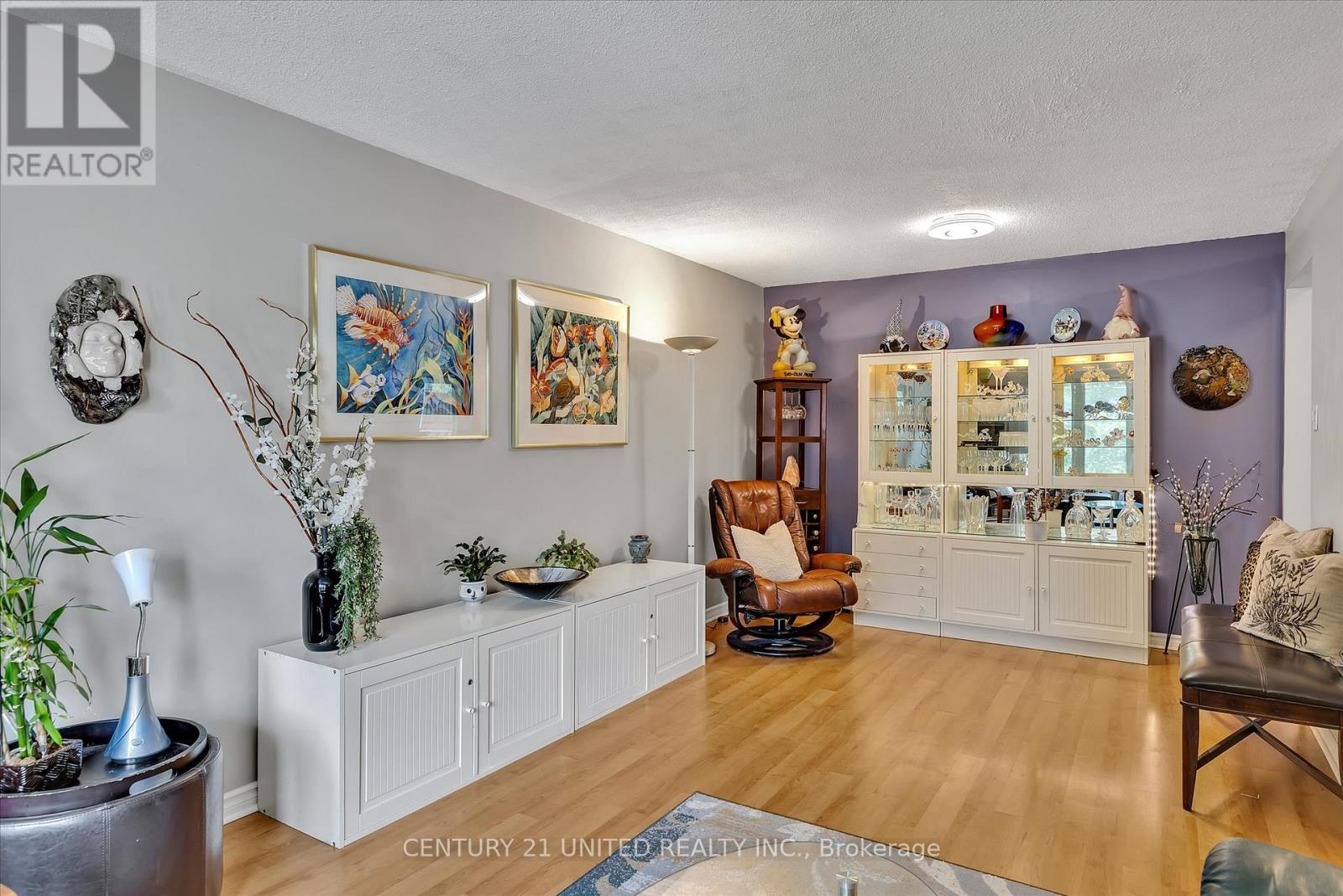 541 Crystal Drive, Peterborough South (East), Ontario  K9J 8H7 - Photo 7 - X12279695
