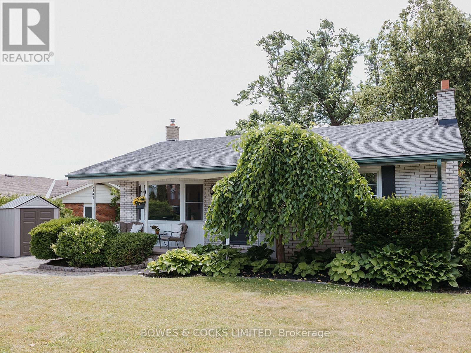 951 Ellesmere Avenue, Peterborough North (Central), Ontario  K9H 7A9 - Photo 1 - X12279856