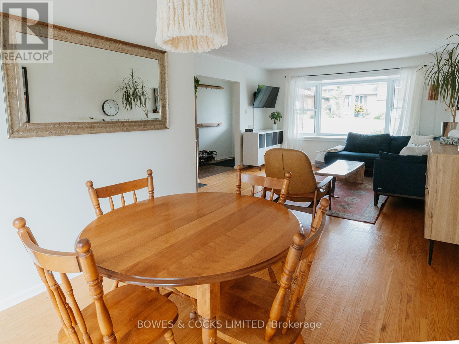 951 Ellesmere Avenue, Peterborough North (Central), Ontario  K9H 7A9 - Photo 37 - X12279856