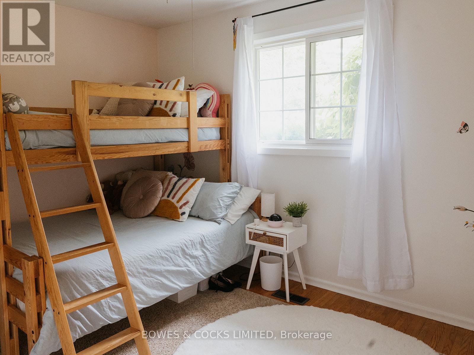 951 Ellesmere Avenue, Peterborough North (Central), Ontario  K9H 7A9 - Photo 44 - X12279856