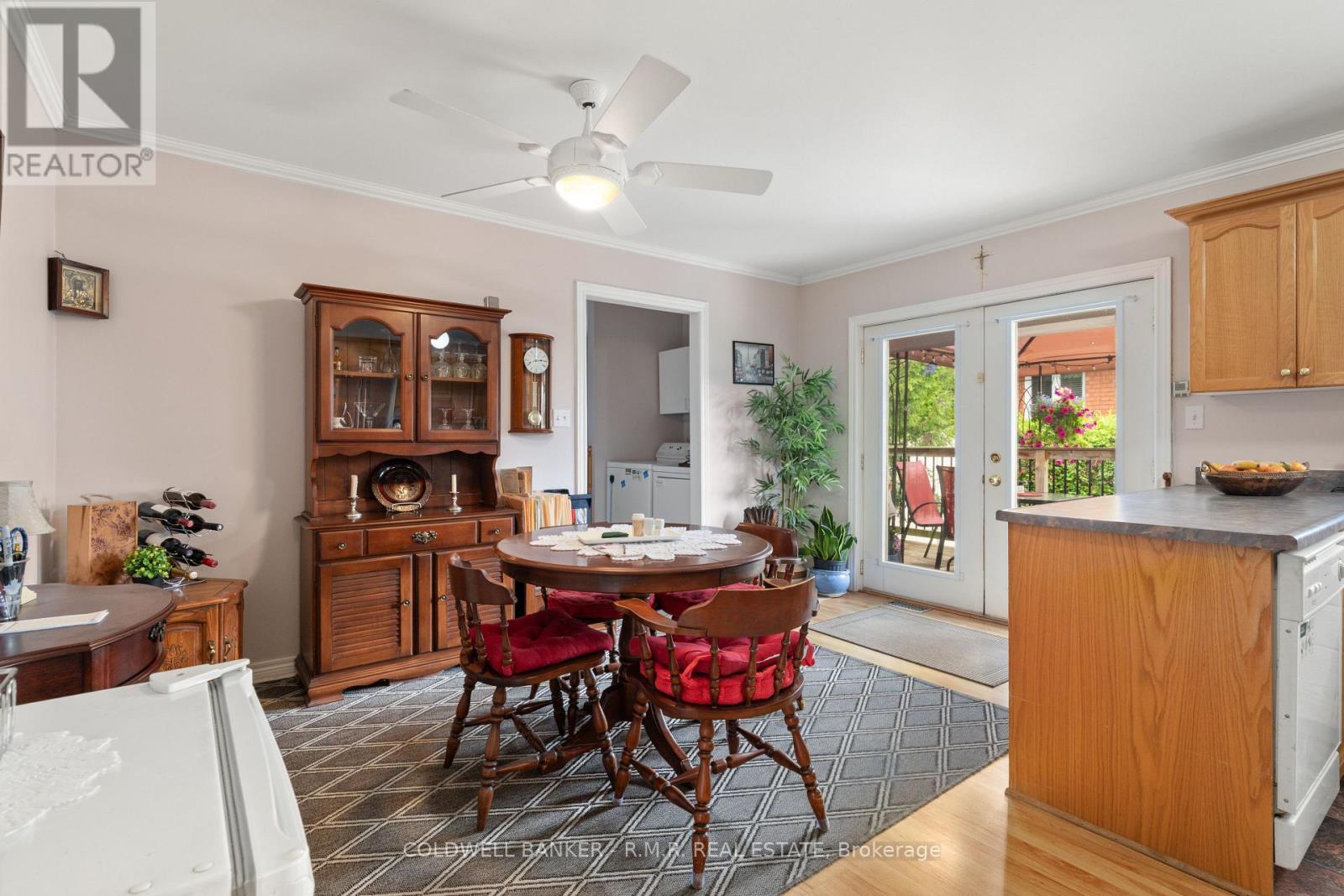 7 Eakins Crescent, Kawartha Lakes (Lindsay), Ontario  K9V 6H8 - Photo 14 - X12280016