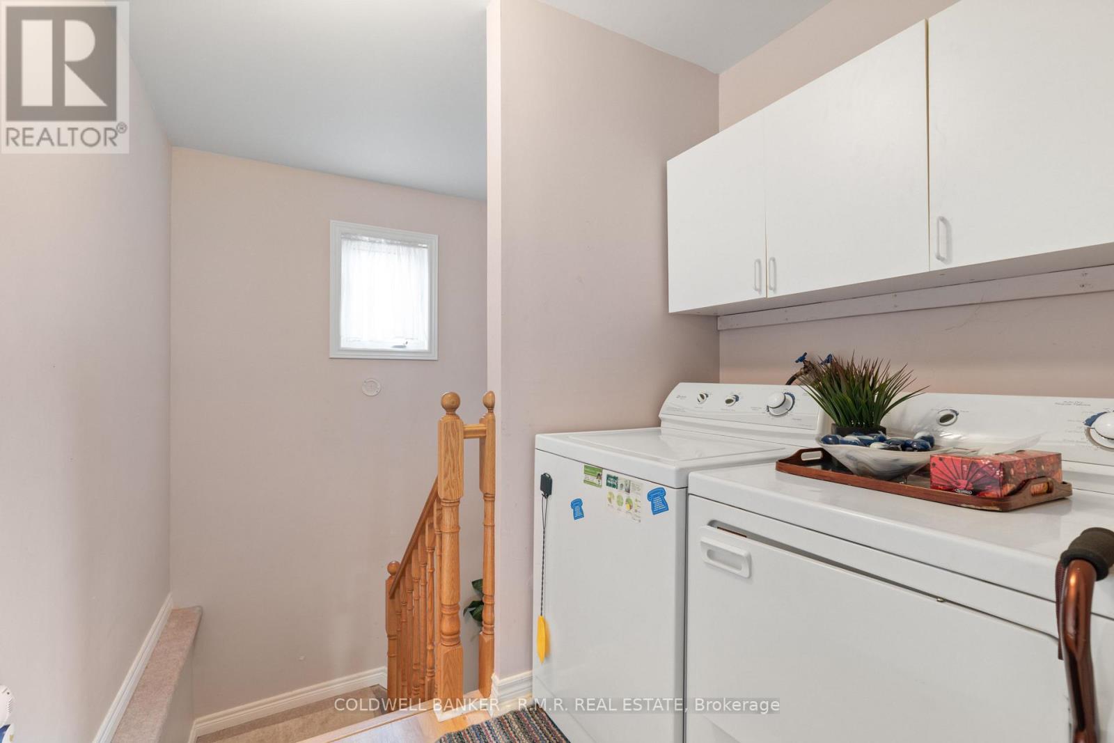 7 Eakins Crescent, Kawartha Lakes (Lindsay), Ontario  K9V 6H8 - Photo 26 - X12280016
