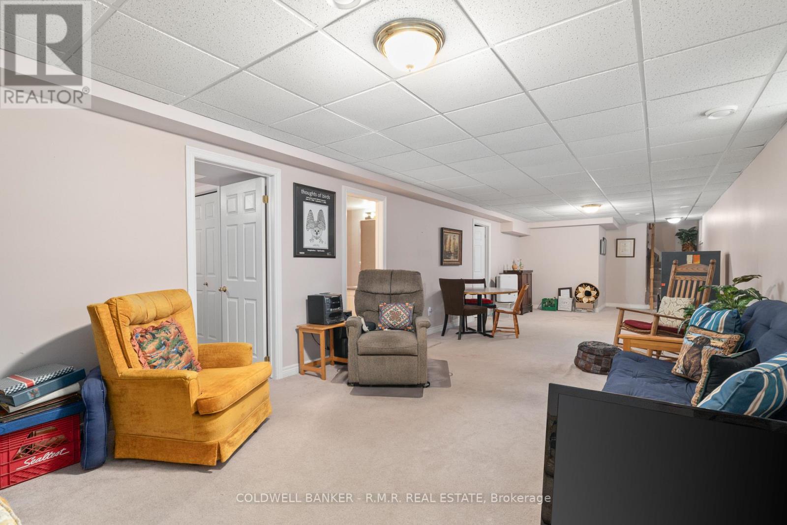 7 Eakins Crescent, Kawartha Lakes (Lindsay), Ontario  K9V 6H8 - Photo 28 - X12280016
