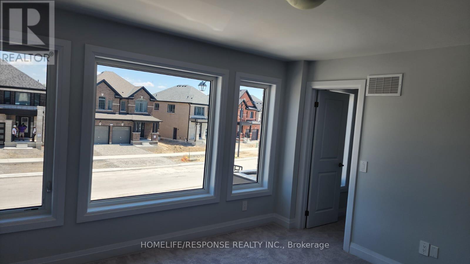 194 St. Joseph Road, Kawartha Lakes (Lindsay), Ontario  K9V 6A9 - Photo 3 - X12280013