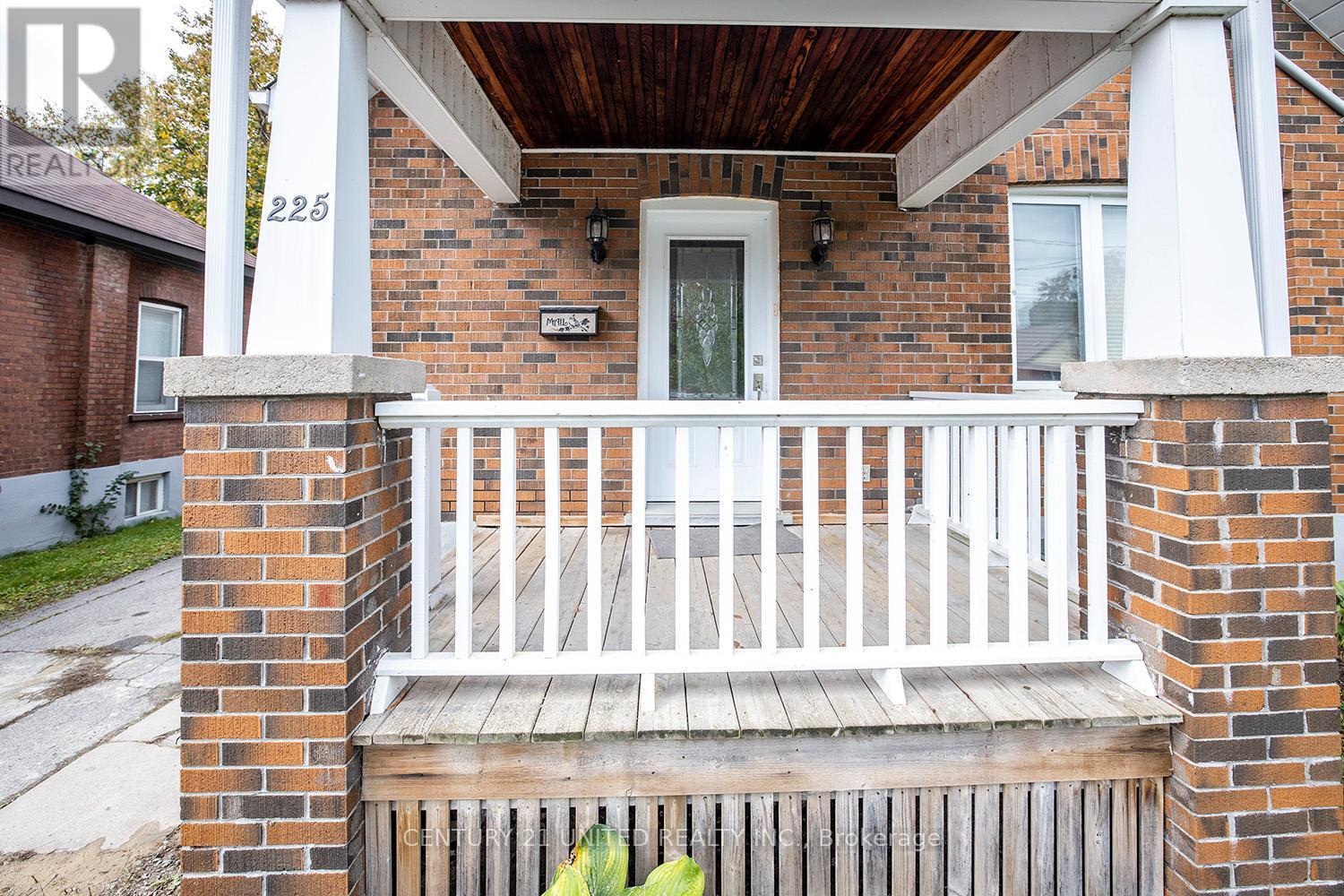 225 Mark Street, Peterborough East (Central), Ontario  K9H 1V1 - Photo 12 - X12280178