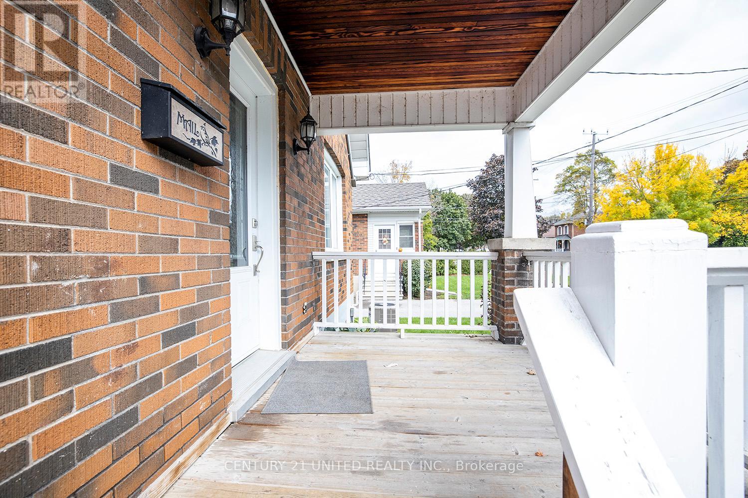 225 Mark Street, Peterborough East (Central), Ontario  K9H 1V1 - Photo 13 - X12280178