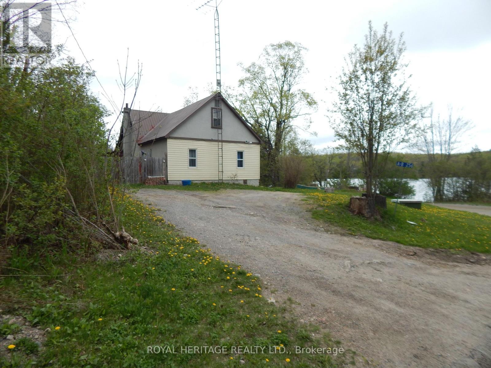 256 Trout Lake Road, Faraday, Ontario  K0L 1C0 - Photo 13 - X12280265