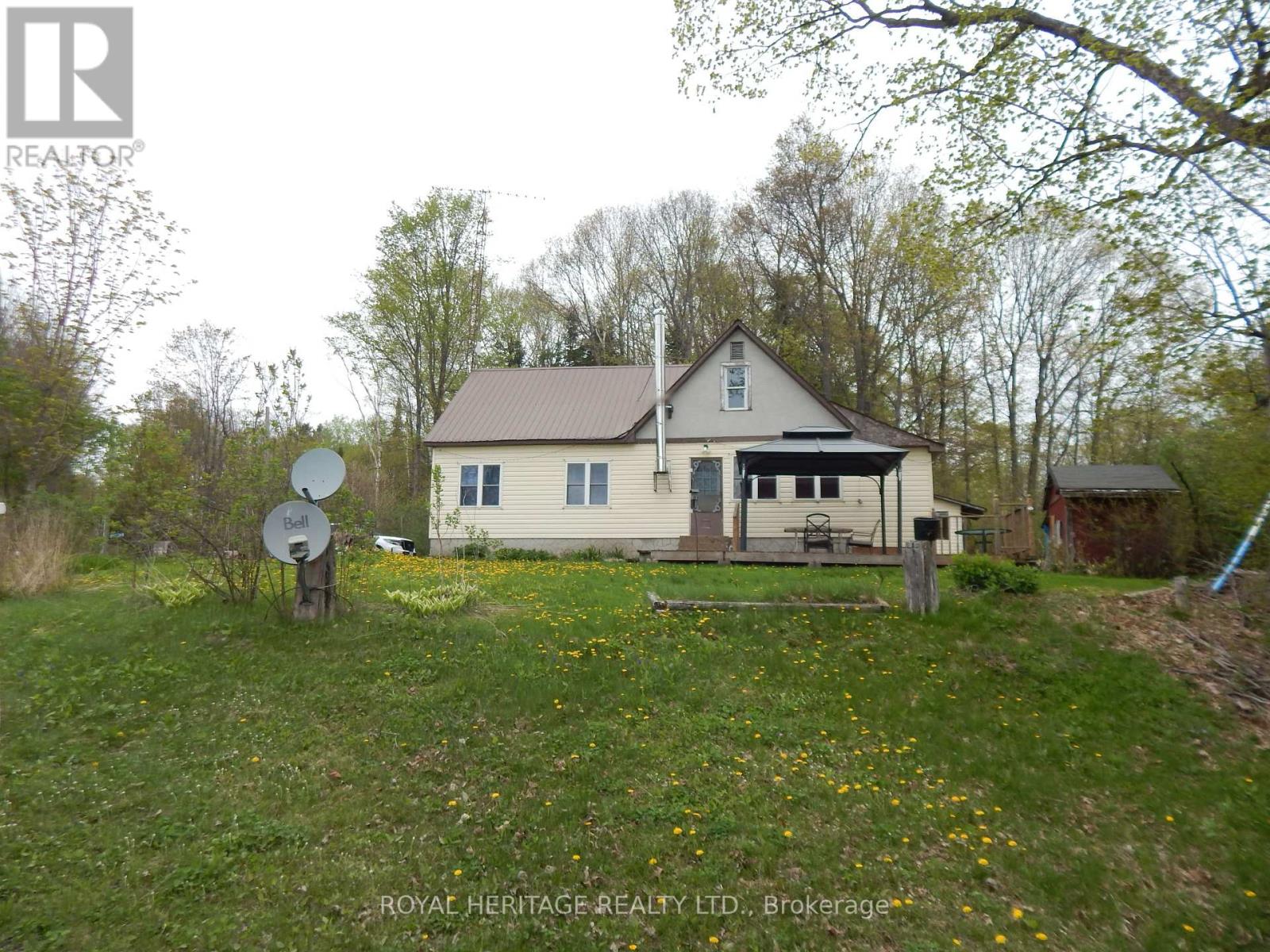 256 Trout Lake Road, Faraday, Ontario  K0L 1C0 - Photo 2 - X12280265