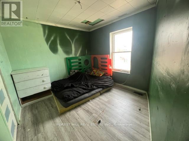 52 Olive Avenue, Peterborough Central (South), Ontario  K9J 3K8 - Photo 10 - X12280172
