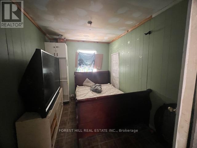 52 Olive Avenue, Peterborough Central (South), Ontario  K9J 3K8 - Photo 9 - X12280172