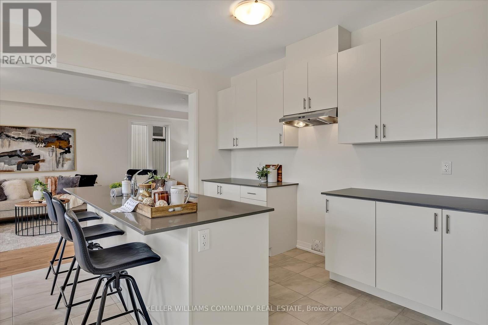 811 Griffin Trail, Peterborough North (North), Ontario  K9K 0G3 - Photo 13 - X12280450