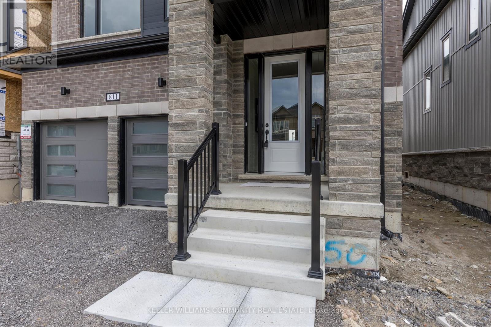 811 Griffin Trail, Peterborough North (North), Ontario  K9K 0G3 - Photo 6 - X12280450