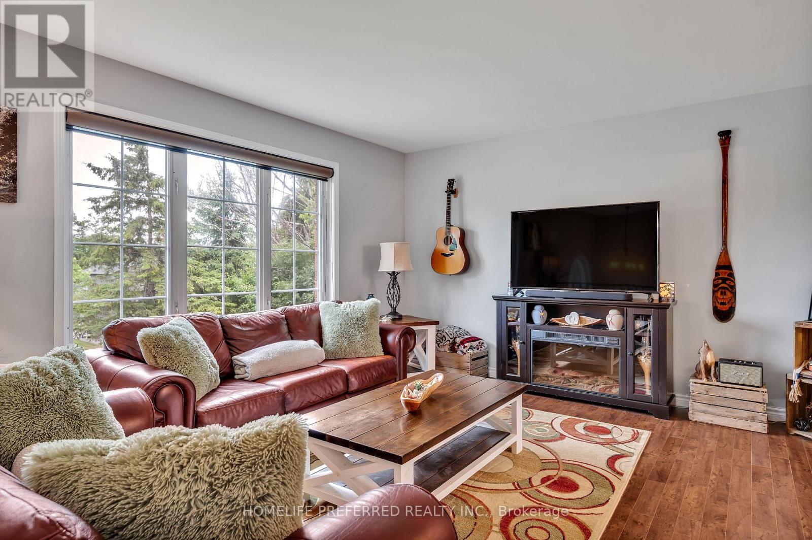 2403 Kennedy Drive, Cavan Monaghan (Cavan Twp), Ontario  L0A 1C0 - Photo 11 - X12280766