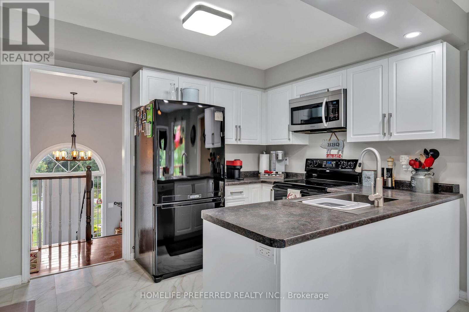 2403 Kennedy Drive, Cavan Monaghan (Cavan Twp), Ontario  L0A 1C0 - Photo 17 - X12280766