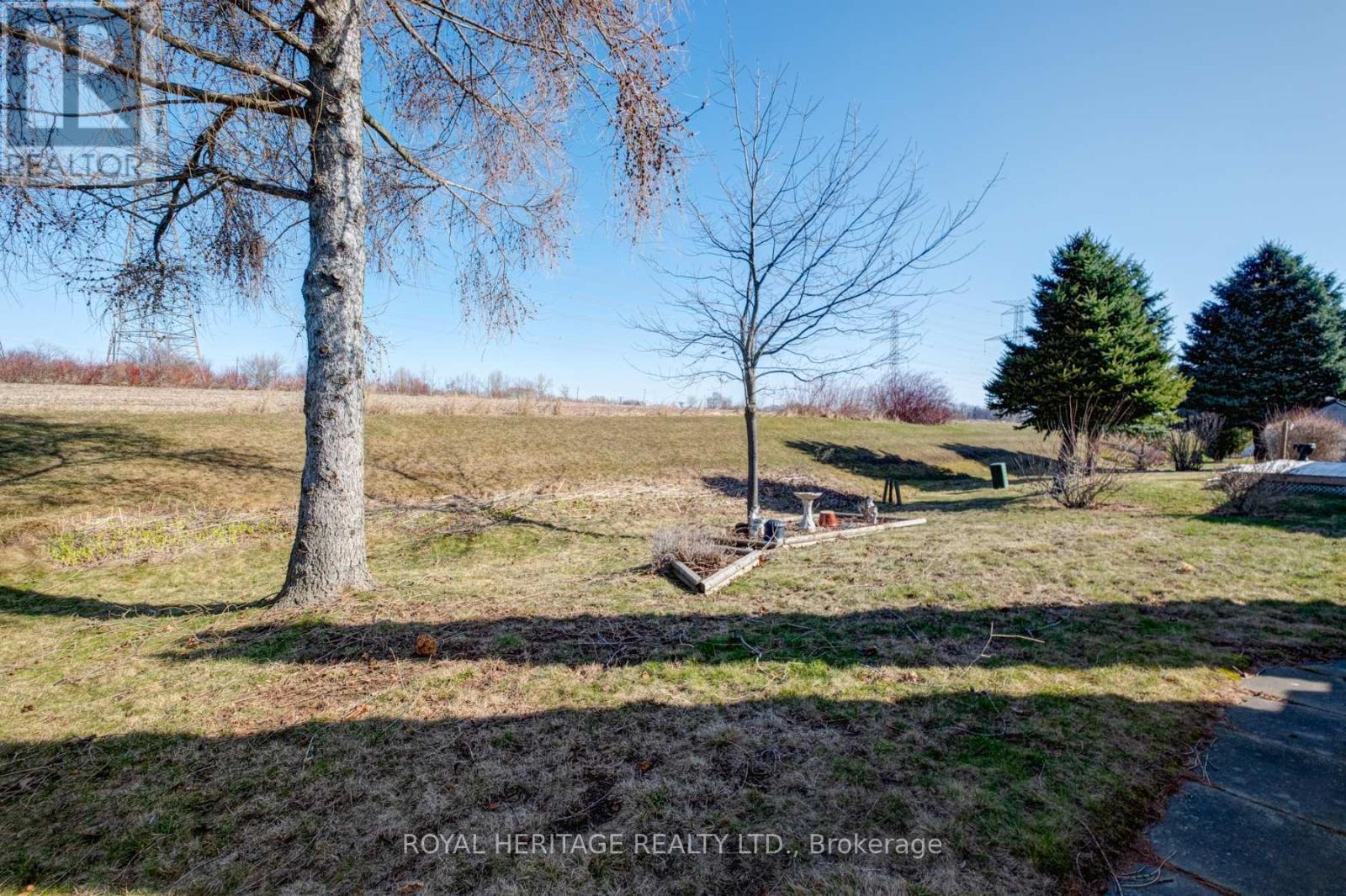 46 Wilmot Trail, Clarington (Bowmanville), Ontario  L1B 1B8 - Photo 6 - E12281256