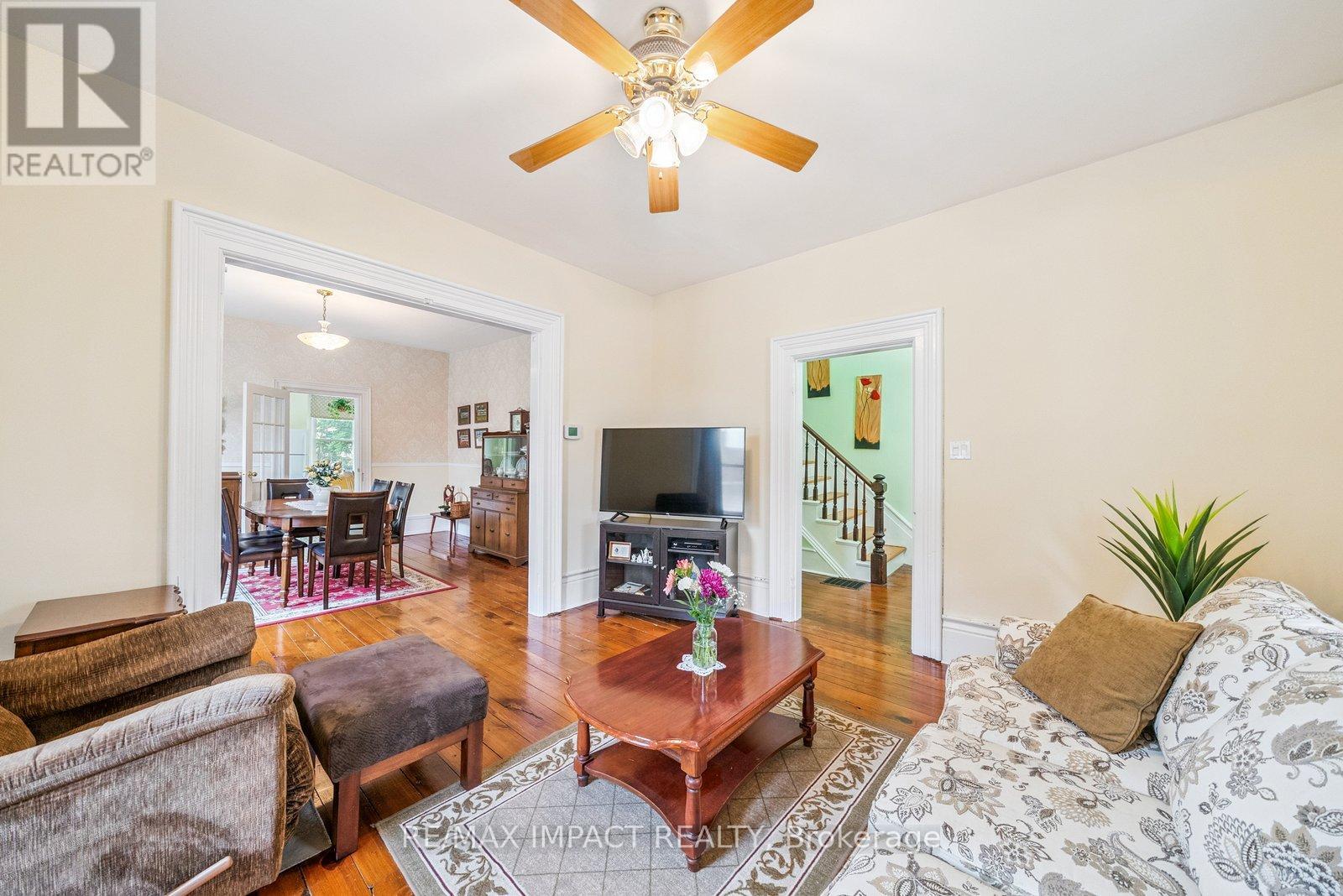 21 Centre Avenue, Trent Hills (Warkworth), Ontario  K0L 1L0 - Photo 6 - X12282157