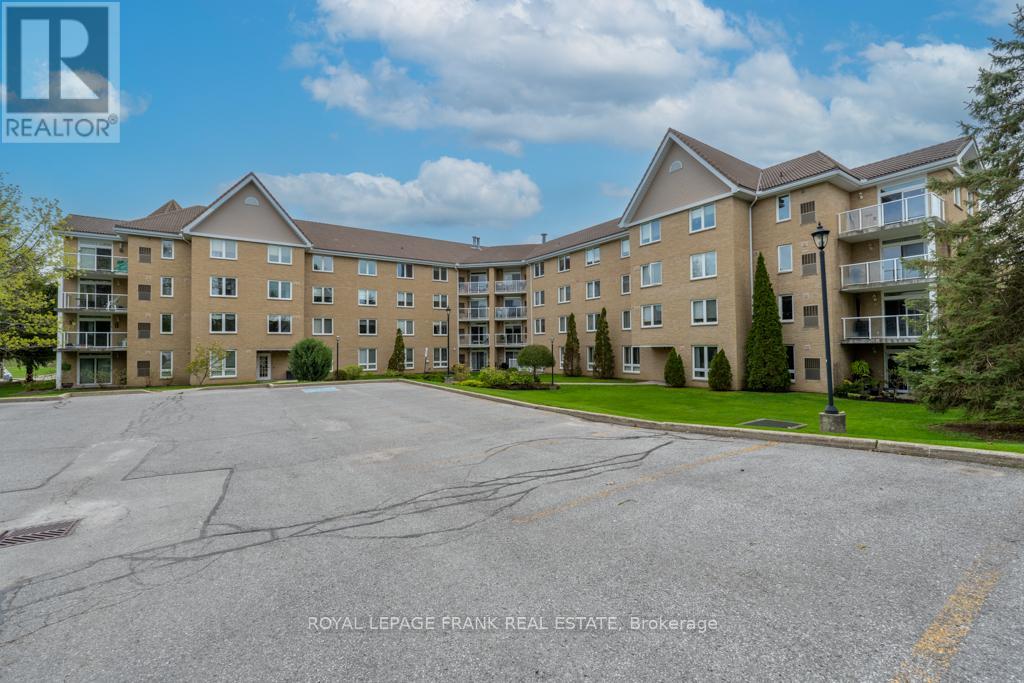 208 - 51 Rivermill Boulevard, Kawartha Lakes (Lindsay), Ontario  K9V 6K6 - Photo 25 - X12282177
