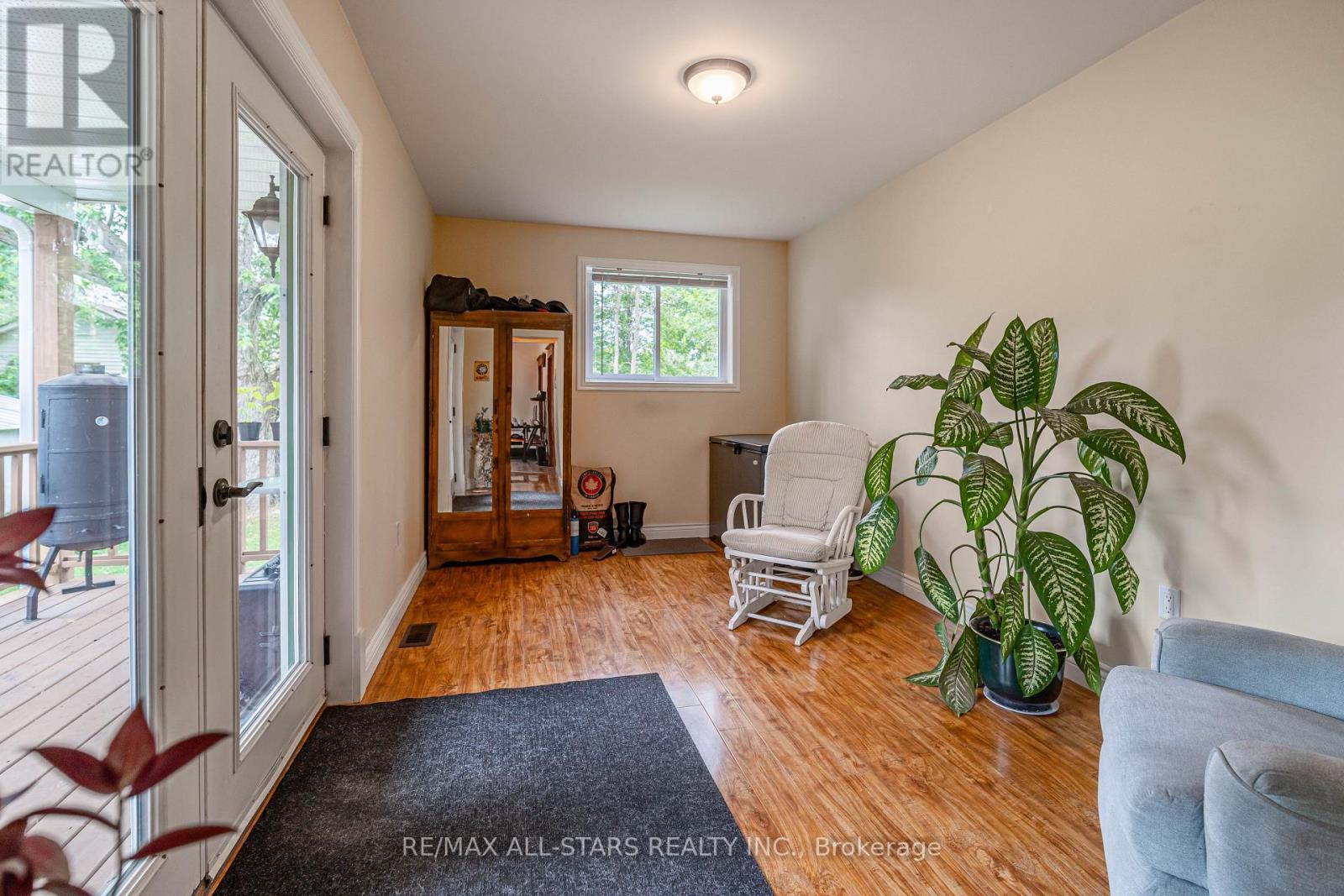 11 Queen Street S, Kawartha Lakes (Omemee), Ontario  K0L 2W0 - Photo 13 - X12282461