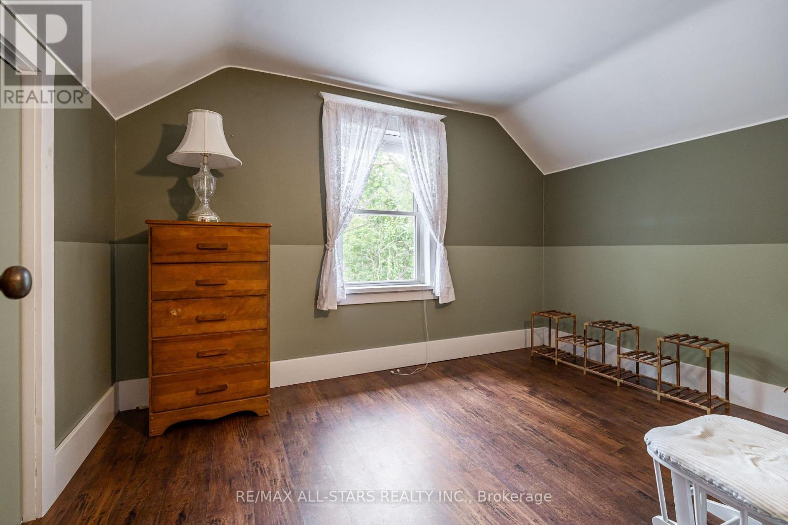 11 Queen Street S, Kawartha Lakes (Omemee), Ontario  K0L 2W0 - Photo 18 - X12282461