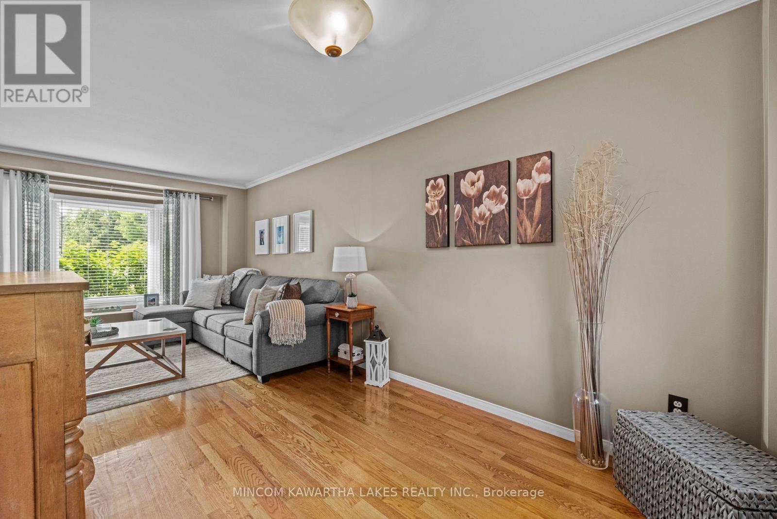 1191 Huntington Circle, Peterborough West (South), Ontario  K9K 2B9 - Photo 12 - X12282641