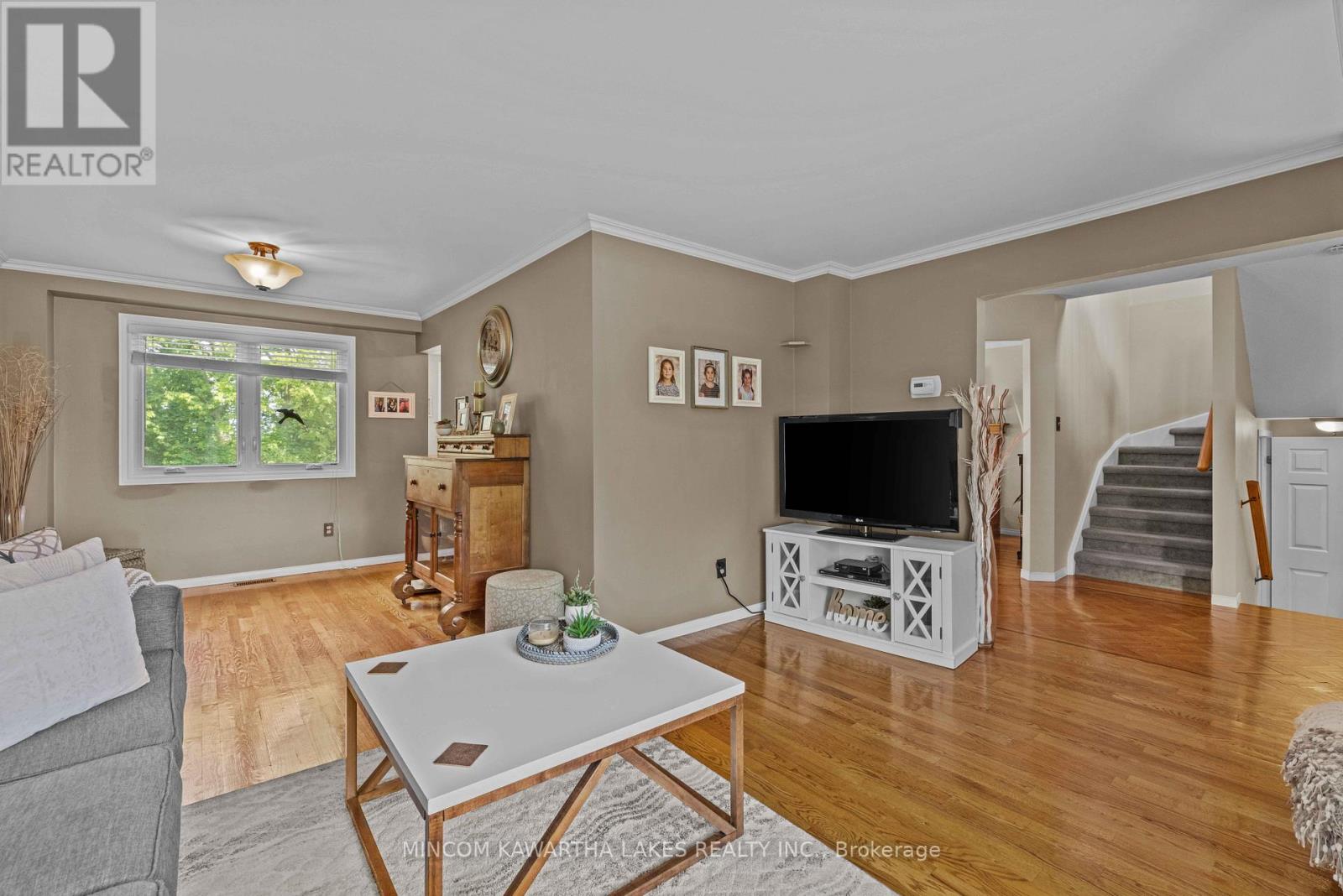 1191 Huntington Circle, Peterborough West (South), Ontario  K9K 2B9 - Photo 14 - X12282641